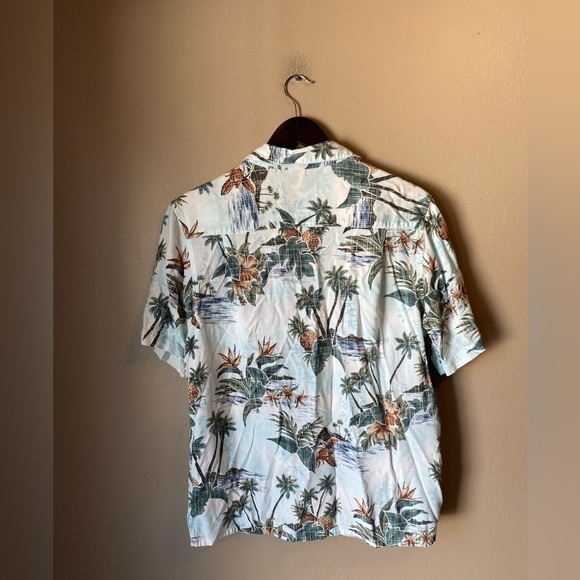 100% Rayon Tropical Hawaiian Button Down Shirt - Picture 5 of 6